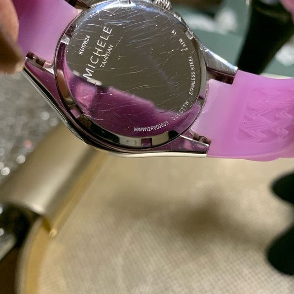 MICHELE Tahitian petite ladies Jelly Band Watch.Purple/Lilac - Picture 5 of 9